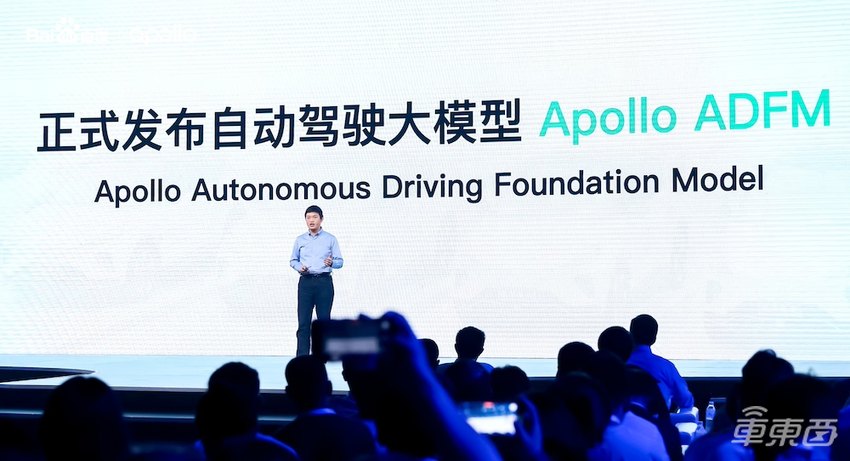 马斯克入局的Robotaxi，百度萝卜快跑已经领先3年