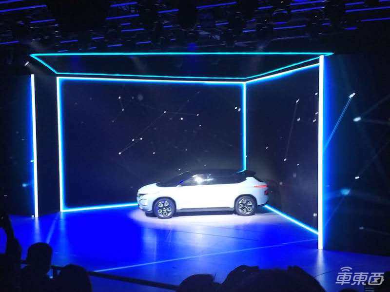 宝骏汽车品牌升级！首款智能SUV上市，前脸够帅