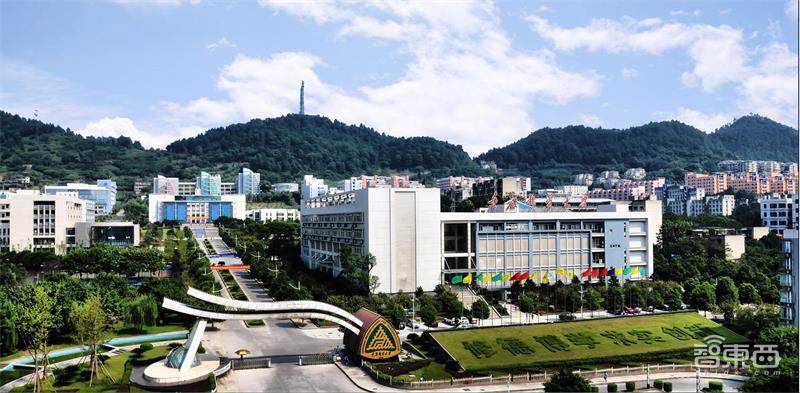 高校如何助力新基建?这所高校亮出智算中心“王炸”