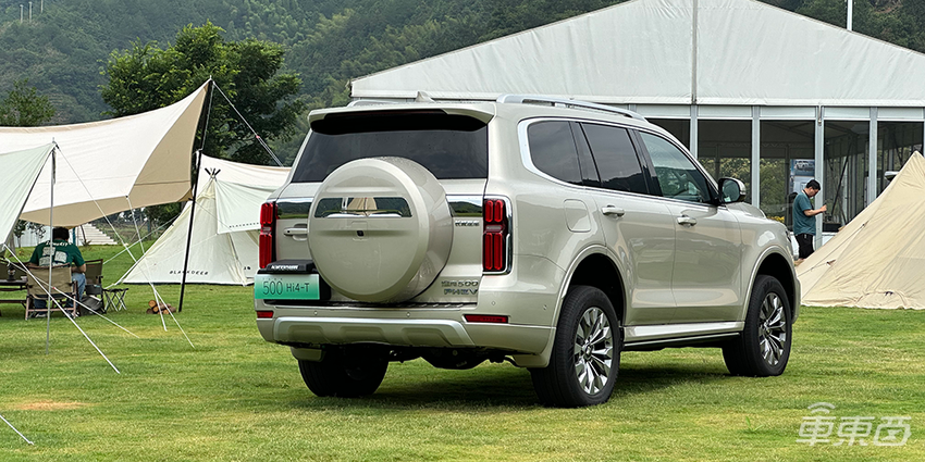 试驾坦克500插混版：越野和豪华全都有，普拉多最佳替代者？