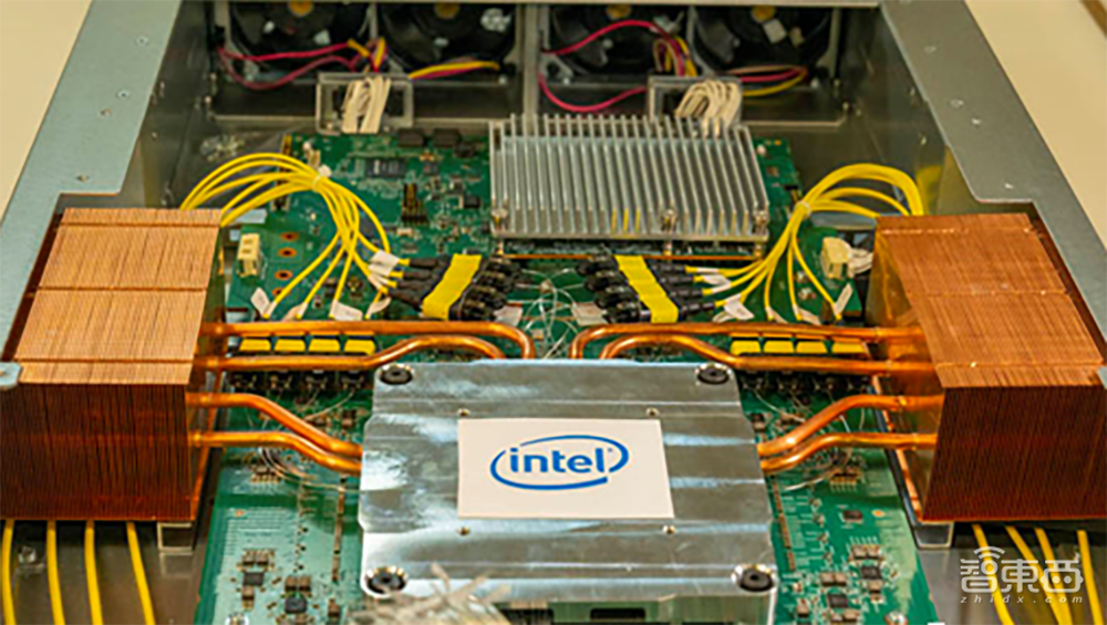 光互连最火概念！中国原生CPO标准草案来了，决胜数据中心未来