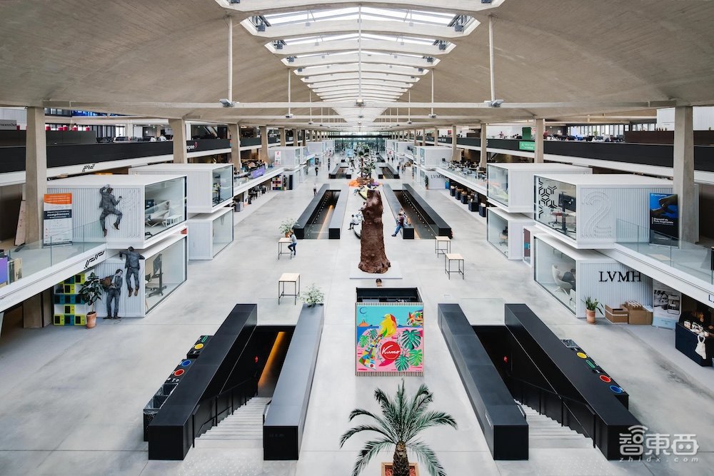 法国版OpenAI杀疯了!1760亿参数MoE登开源榜首,3张A100显卡可跑,杨立昆转发“逆天”评论