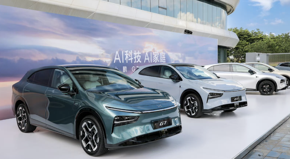 拼了!比特斯拉便宜6.8万开卖,小鹏G7二战Model Y