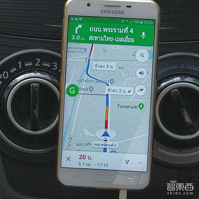 三天实地体验泰国出行:街道杜成狗 摩托狂炸街