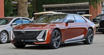 凯迪拉克超豪华电动旗舰交付！214万起售，对标劳斯莱斯闪灵