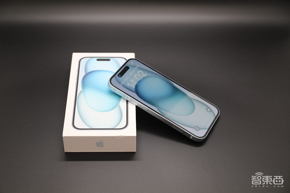 标准版iPhone 15体验：除了颜值天花板还有啥？首次上岛、首搭三焦段摄影