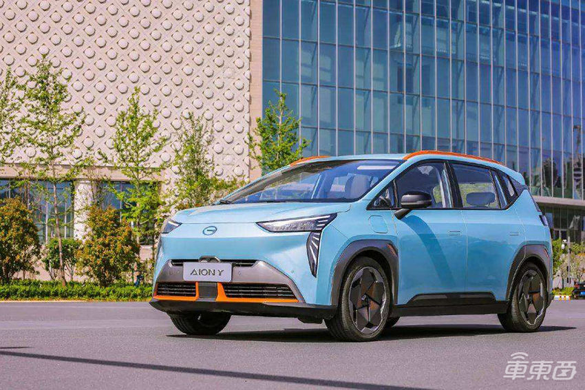 2022年车市真相：理想蔚来教BBA做豪华车，外国车企时间不多了