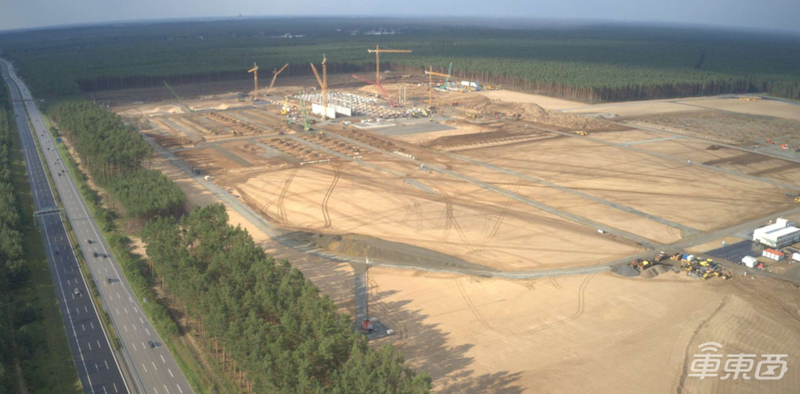 特斯拉公布上海工厂进展！国产Model Y明年交付，Autopilot走向4D