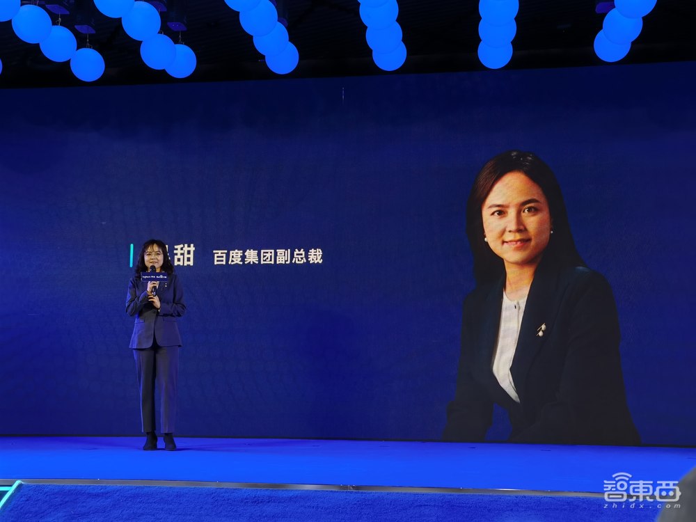 罗技推出能做翻译的鼠标!每分钟听写400字,百度AI语音加持