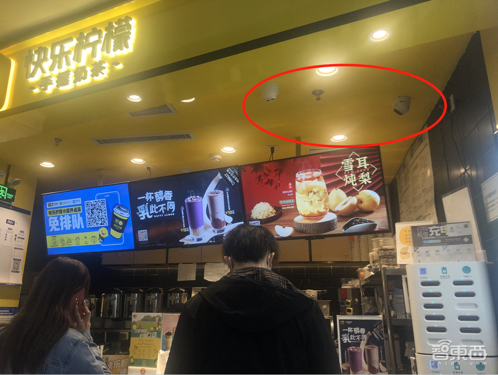 315“偷脸”事件追踪:摄像头遮挡品牌接着用!美妆、奶茶店通通沦陷