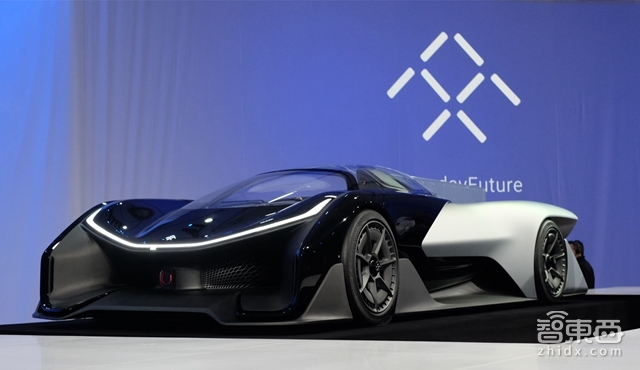 都说CES变车展了 不过是来刷存在秀肌肉的