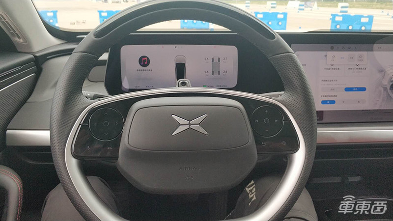 小鹏P7性能试炼：驾驶感受叫板特斯拉 语音可控制车辆80%以上功能