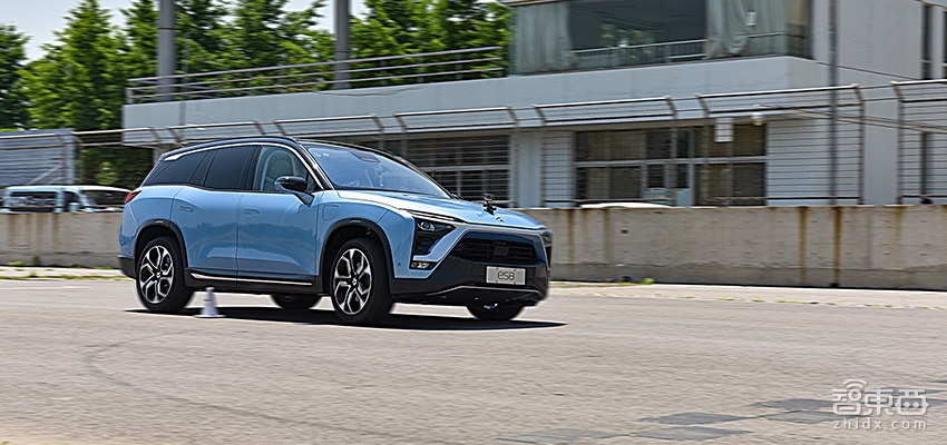 【视频】 蔚来ES8赛道暴力试驾！虐出33个国民拷问