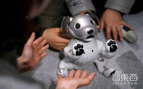 传亚马逊家用机器人明年上市 这5大功能最值得期待！