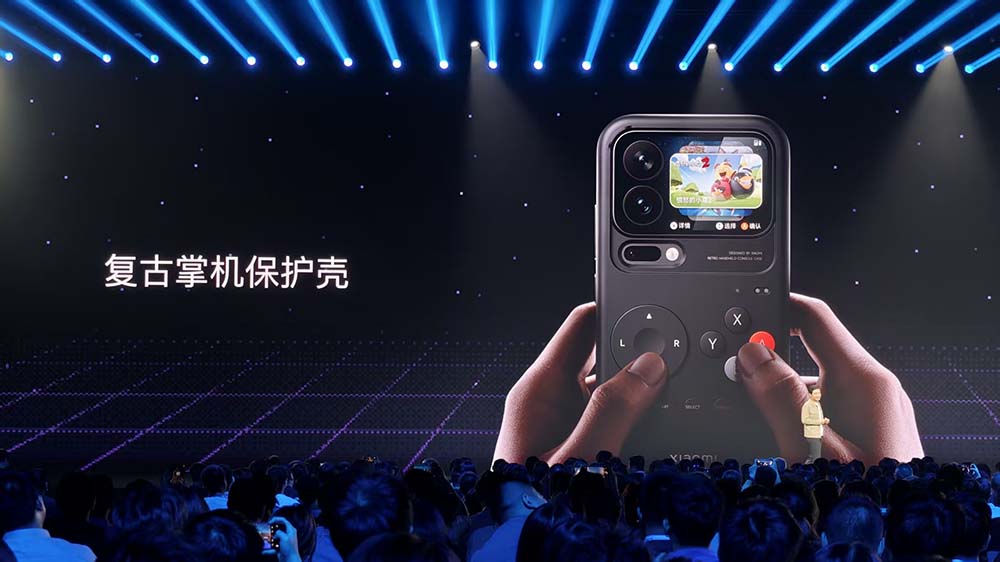 雷军160分钟演讲揭秘!海量造芯和造车细节,小米17五大技术硬刚苹果