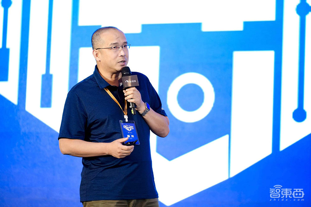 2024全球AI芯片峰会收官:架构创新群雄混战,边端较劲大模型,两大榜单公布