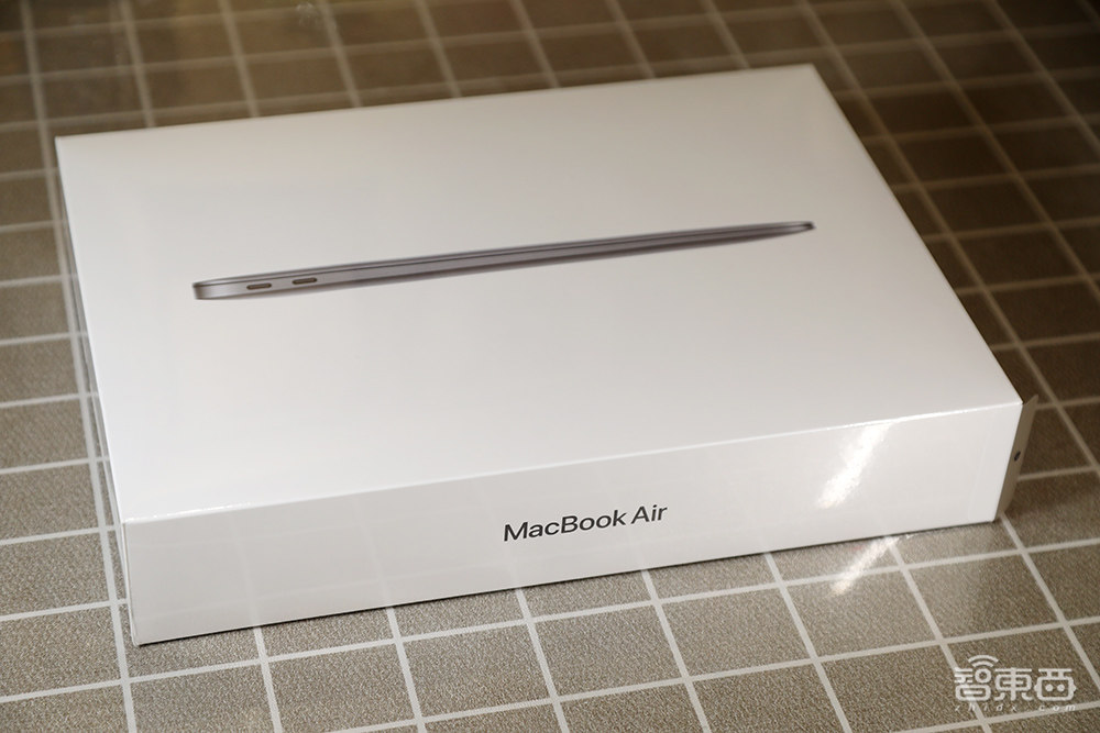 M1芯片版MacBook Air体验,苹果用三招“绝杀”自己?