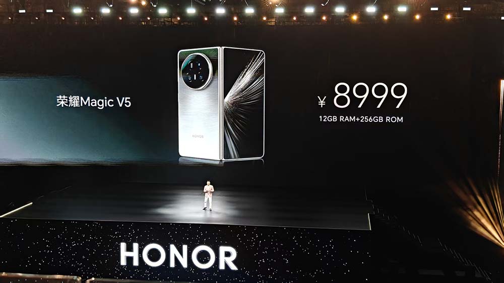 刚刚，苹果鸿蒙安卓全兼容的“地表最强”AI手机来了