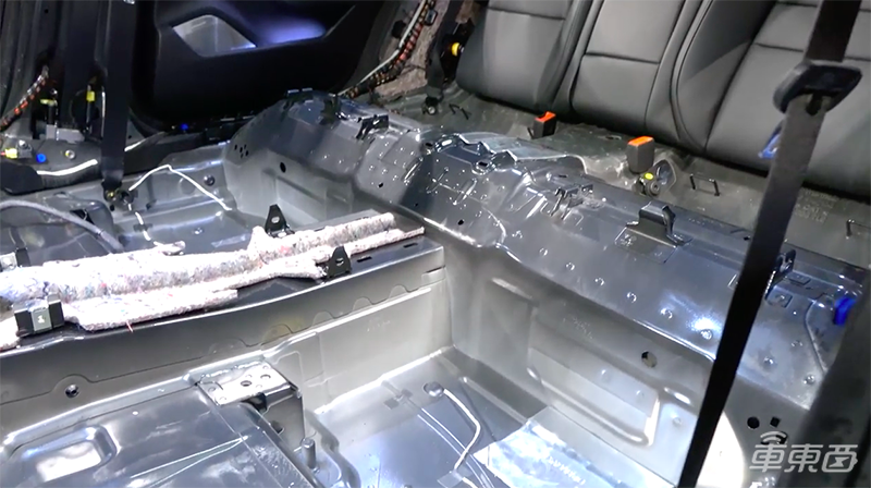 视频解读保时捷Taycan 传统车企最强电动车强在哪?