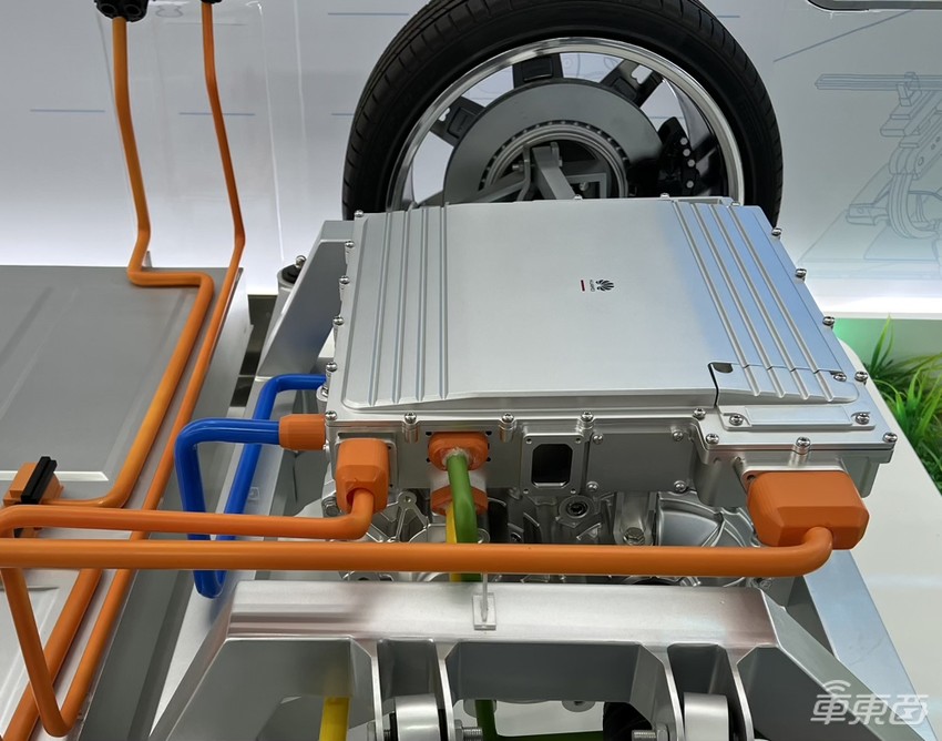 华为全面赋能汽车行业！揭幕AITO汽车背后的智能化亮点