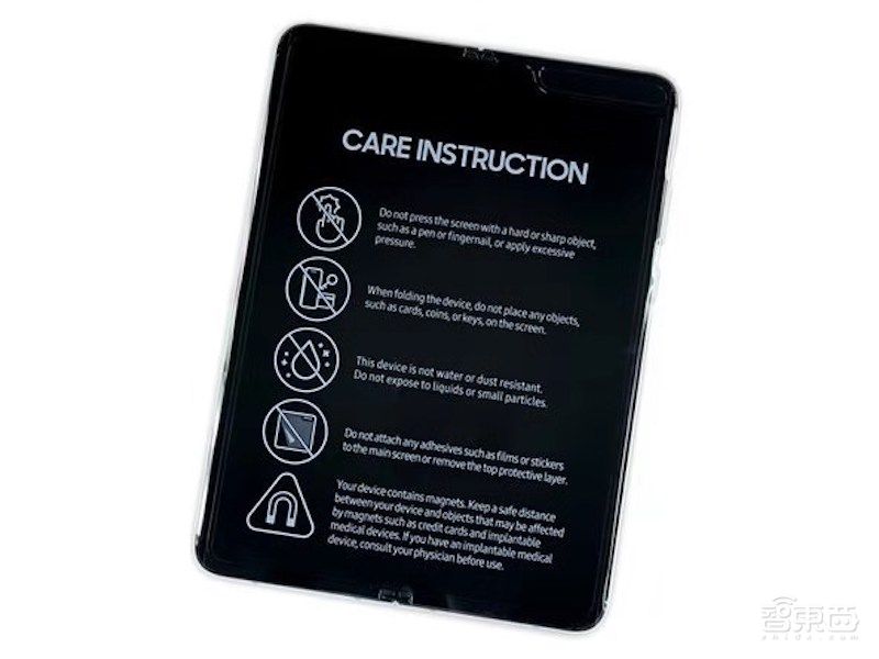 三星折叠屏拆机！大量细节调整，没扛住12万次折叠实测