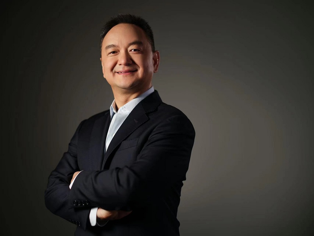 AI权力榜洗牌：梁文锋、任正非、王兴兴和黄仁勋，一起上榜了，华人力量攀升！