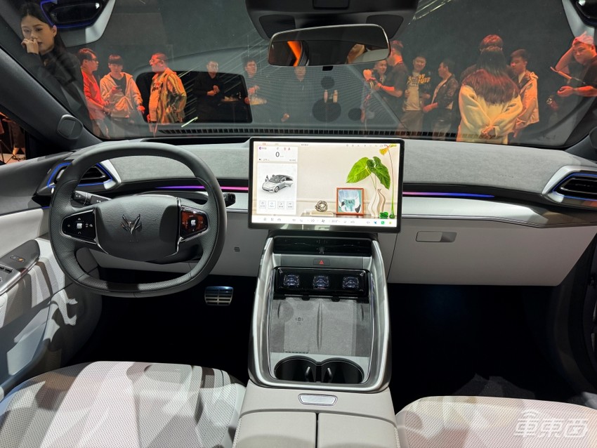 17.48万起!极狐阿尔法S5开启预售,最高续航708公里