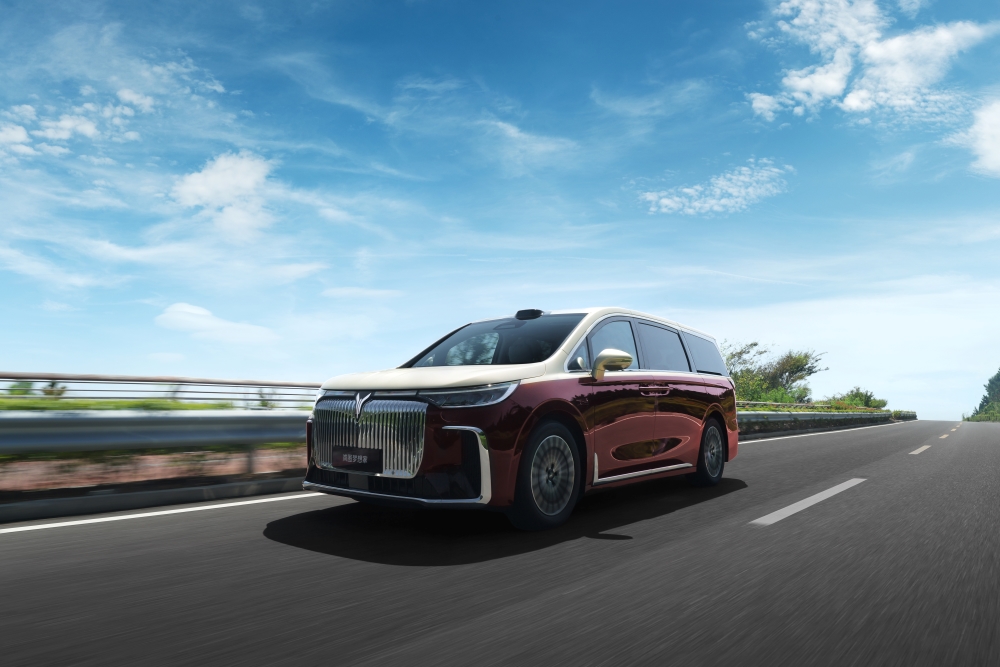 对话岚图卢放、邵明峰：与华为合作互相赋能，产品升级围绕实际用车场景