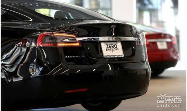 智东西晚报:支付宝今天开始收取提现费 英国今日开测无人驾驶汽车