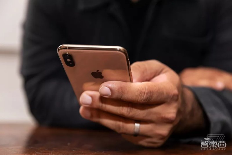iPhone将支持反向充电!彭博社披露大量苹果新品细节