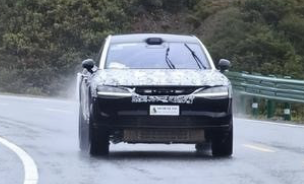 华为系要干掉奔驰宝马？！余承东的野心，藏在这20多款车中