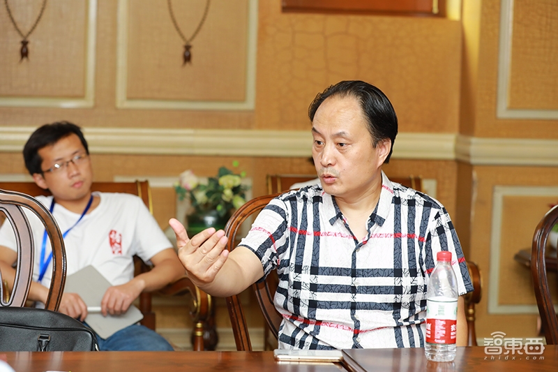 中美华人联手打造4D雷达!成像性能提升百倍叫板激光雷达