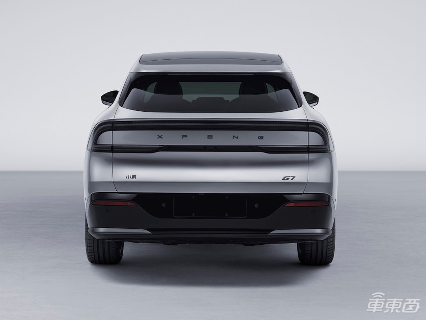 八大新车炸裂登场！问界M8、千匹马力比亚迪汉、焕新Model Y…一文看尽细节