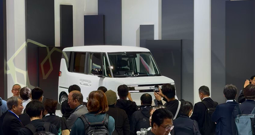 比亚迪扎根日本20年交卷：特供小车明年上市，首款插混车型亮相