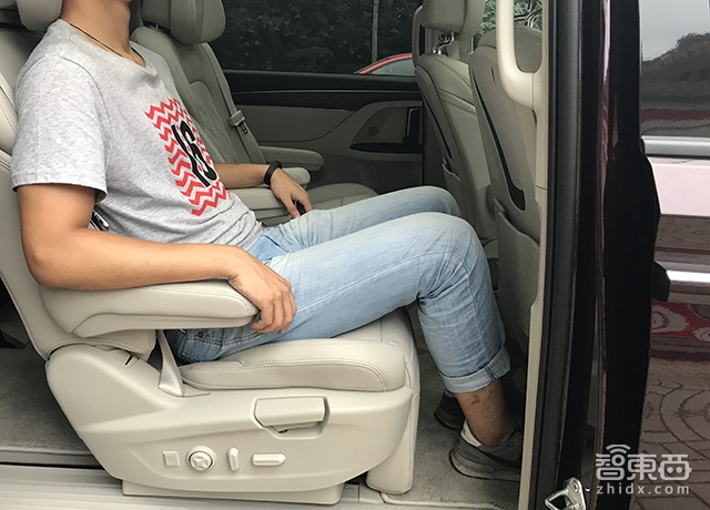 征战豪华MPV市场 深度测试别克全新GL8顶配车型