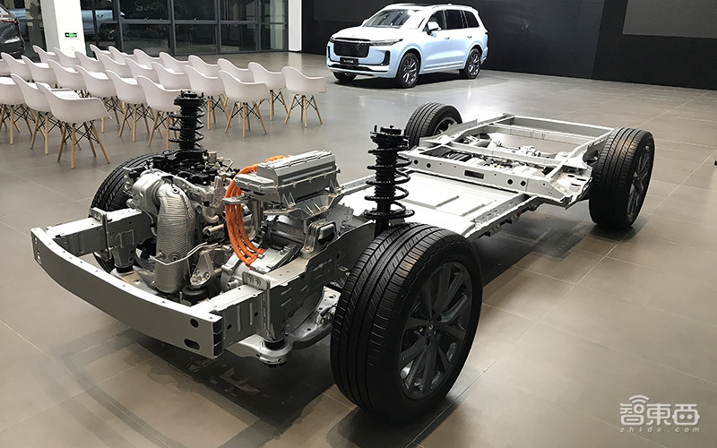 长途试驾国产电动神车理想ONE：烧油发电能跑800公里！