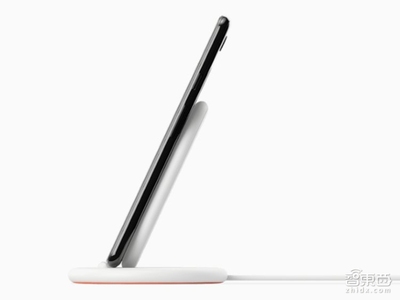 手机变智能音箱？亚马逊的玩法谷歌又玩一遍