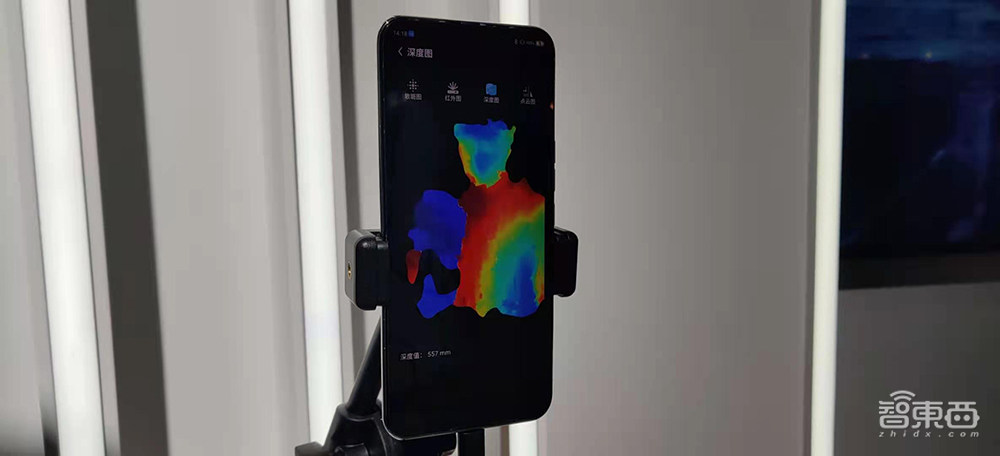 MWC上海展最吸睛干货:鸿蒙OS玩转家电,隔空充电再秀,5G关键10年来了!