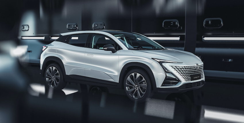 长安UNI-T黑科技揭秘：上车就知道你是男是女，困了还能帮你放首歌！