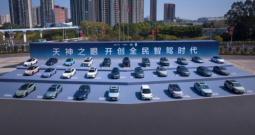 比亚迪承诺兜底智能泊车!媲美L4级体验,出了问题官方赔付