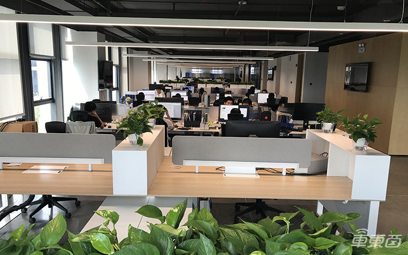 孵化出大疆后 李泽湘又玩自动驾驶 成立1年营收超3000万