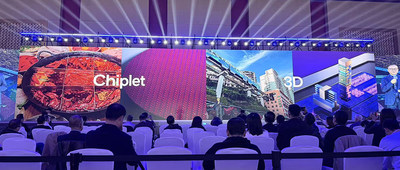 陈立武讲中文！英特尔中国区董事长亮相，晒AI“全家福”