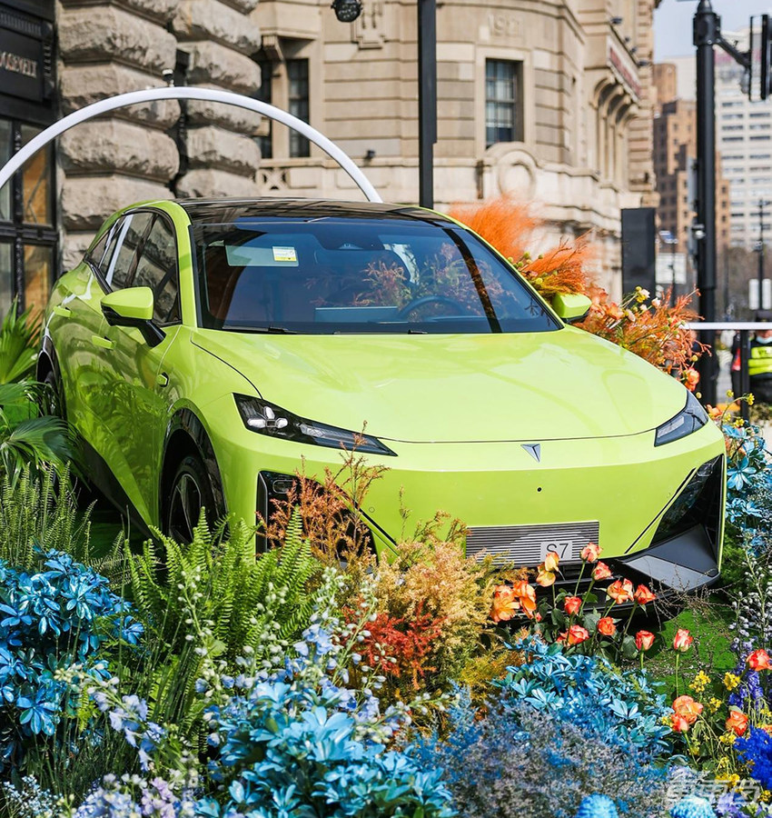 首款SUV！长安深蓝S7正式亮相，主打“共生美学”设计理念