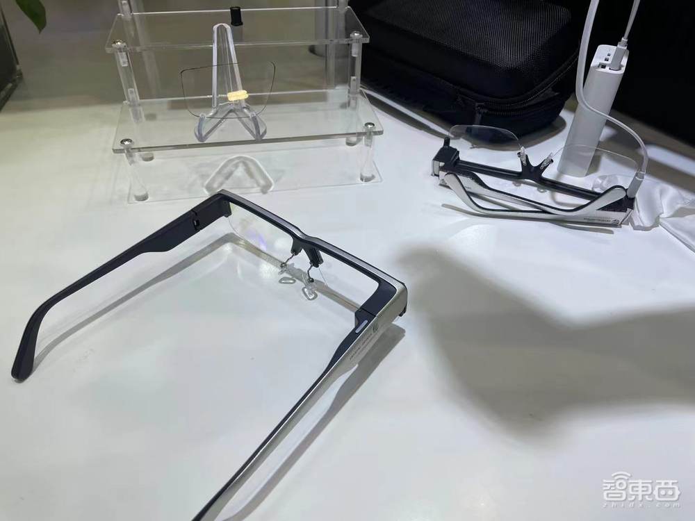 偶遇小米眼鏡探索版，3D視覺(jué)和AR大火！中國(guó)光博會(huì)深度觀察