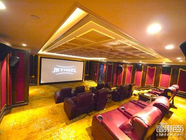 3年前黄晓明投资他现在估值超20亿 对话坚果胡震宇