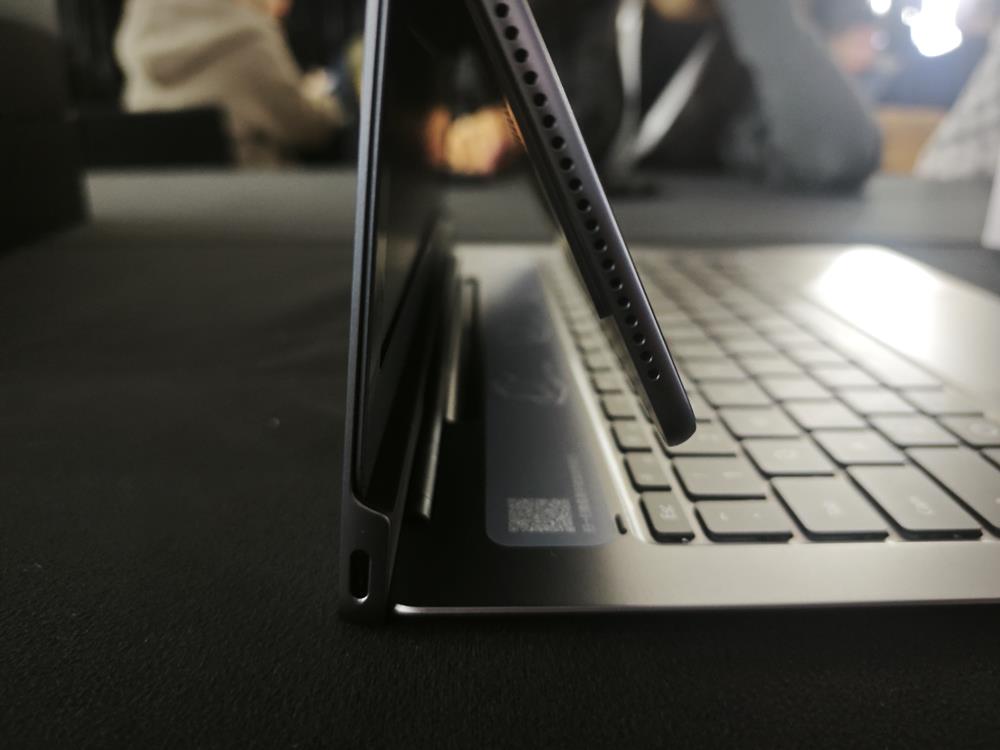 首款鸿蒙二合一平板电脑来了!用上华为史上最大平板屏