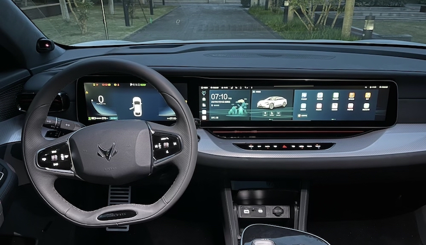 体验华为鸿蒙座舱，真能扔掉手机了！