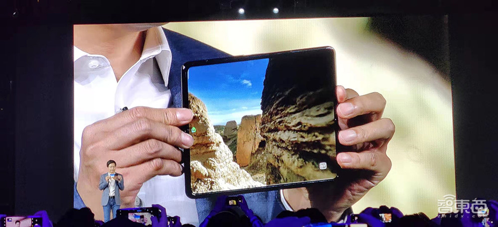 10年再造一个小米!雷军挂帅造车,澎湃芯片复活,MIX折叠屏回归