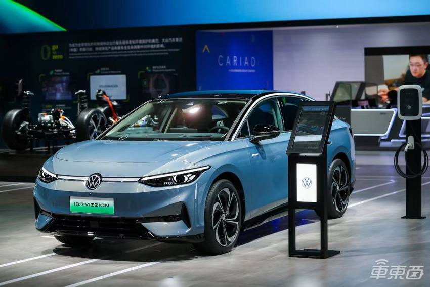 大众集团携五款新能源车亮相进博会，加速智能化电动化转型