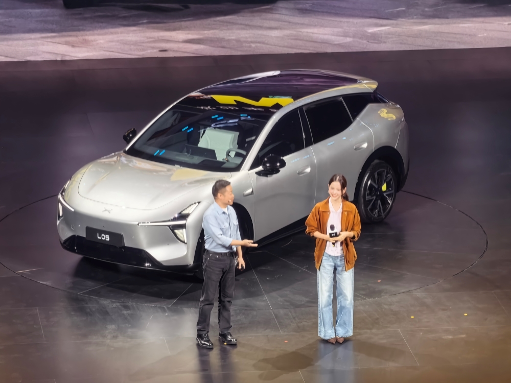 比预售便宜2万!小鹏新车限时13.98万开卖,再战Model Y